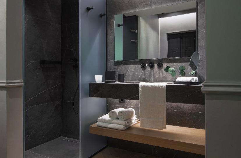 Hotel Nikiou Luxury 4*